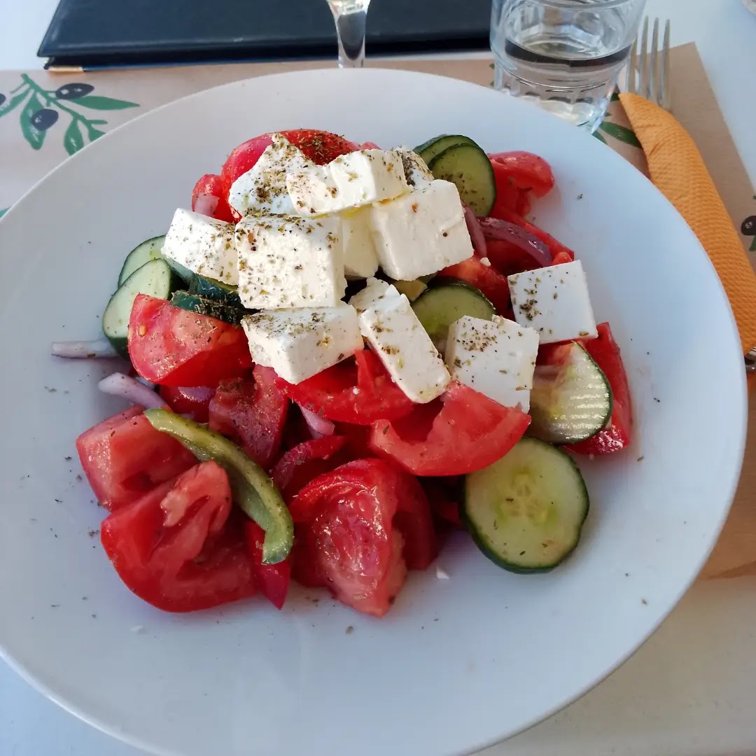 Asterias Restaurant Lounge Bar-5