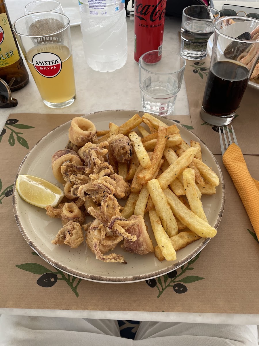 Asterias Restaurant Lounge Bar-7